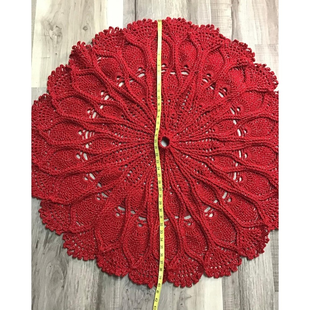 Vintage Handmade Red Crochet Christmas Tree Skirt Metallic Pineapple Lace 40in - Picture 7 of 8